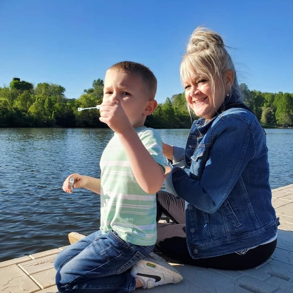 Meet your Posher, Babette - Picture 3 of 3